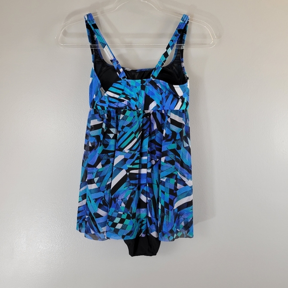 GOTTEX Profile Tidal Wave geometric full bottom tummy control one-piece swimsuit - Picture 11 of 11